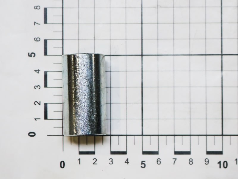 Втулка дистанционная DE.26,9X49,5 10036977, оригинал