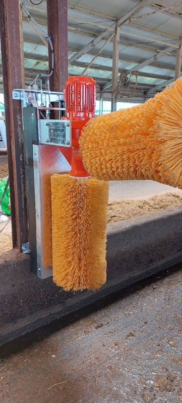 Автоматическая чесалка Г-образная для КРС