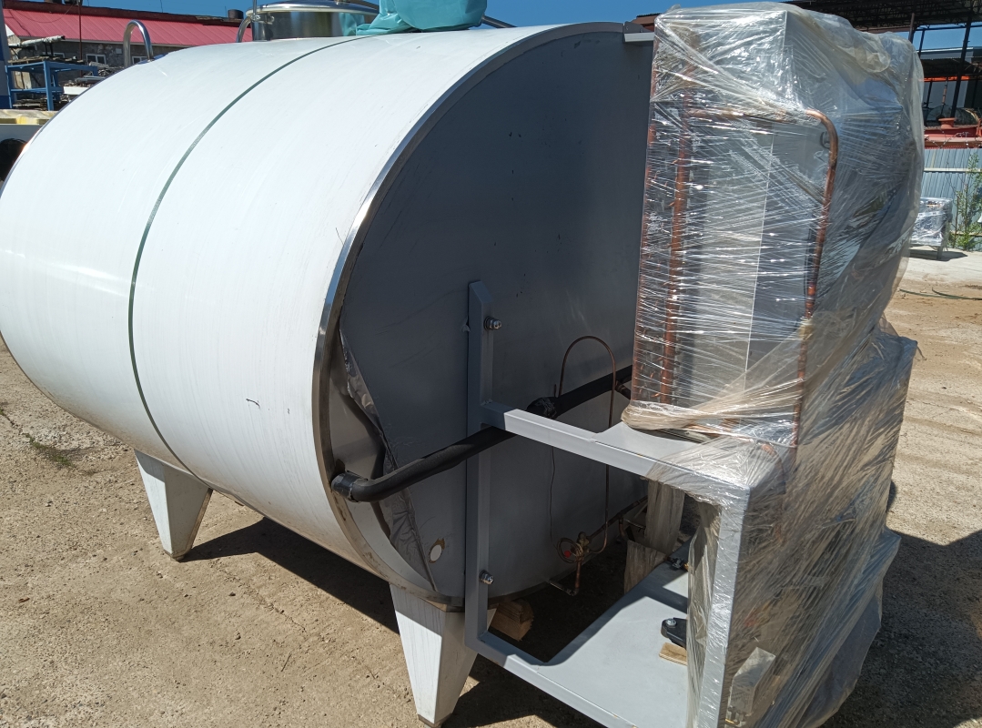 Танк охладитель молока "Арктика" 3000