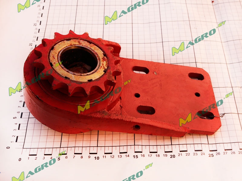 Опора правая КПС-5-0525000 ( 1.323.990) оригинал