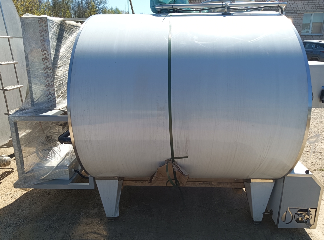 Танк охладитель молока "Арктика" 3000