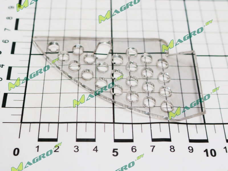 Окошко смотровое с отверстиями 10034137, PRV, Беларусь