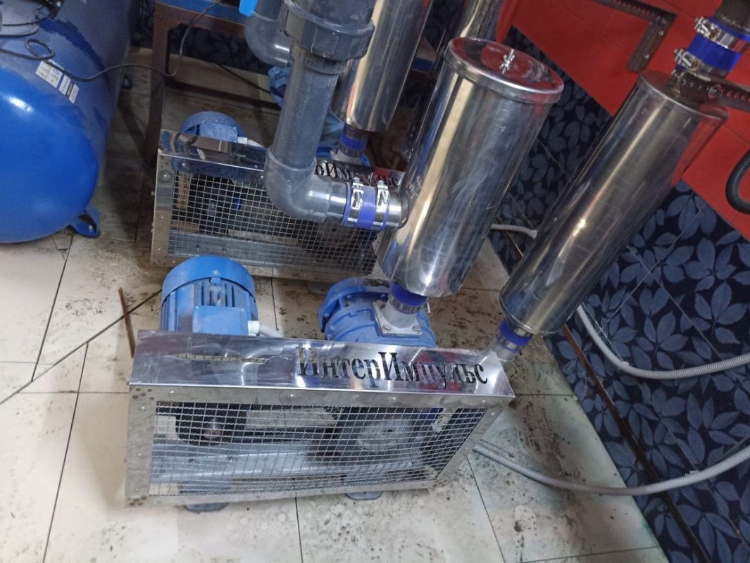 Установка вакуумная роторная УВР-1500