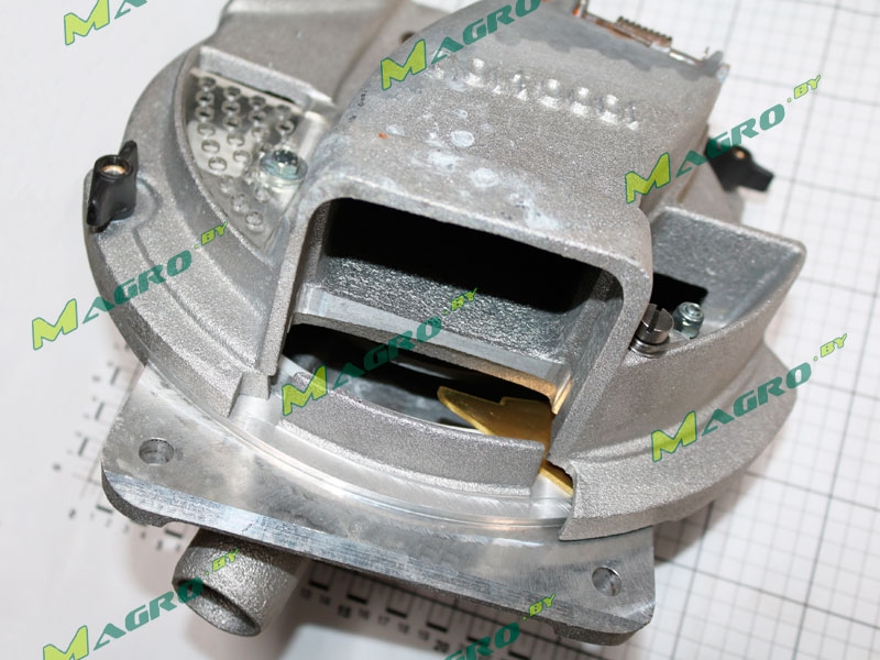 Высевающий аппарат 10034100