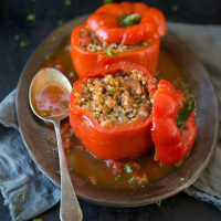 Перцы, фаршированные гречкой