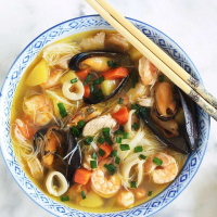 Куриная лапша с морепродуктами