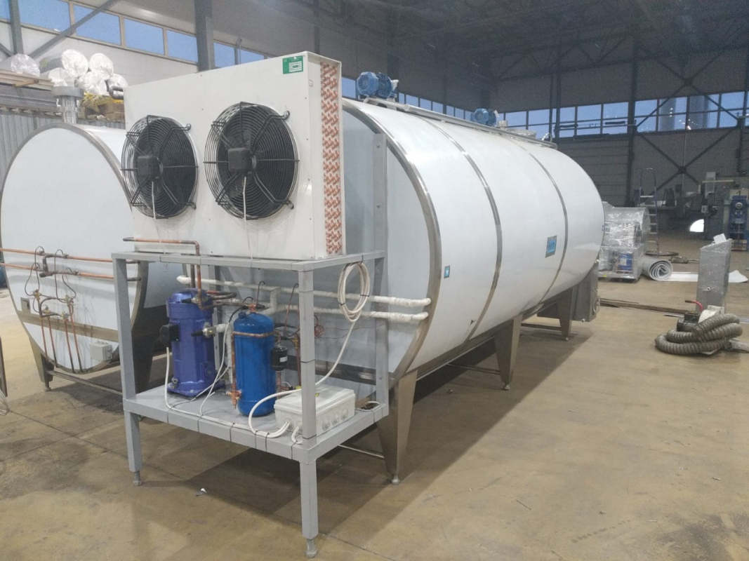 Охладитель молока закрытого типа ОМЗТ 8000