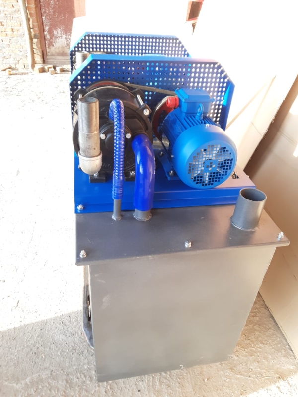 Установка вакуумная УВВ-70-2