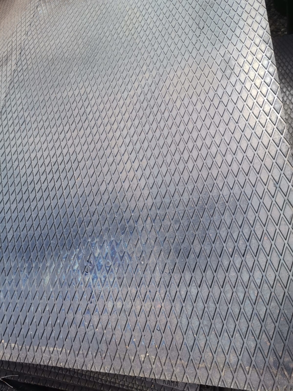 Мат животноводческий