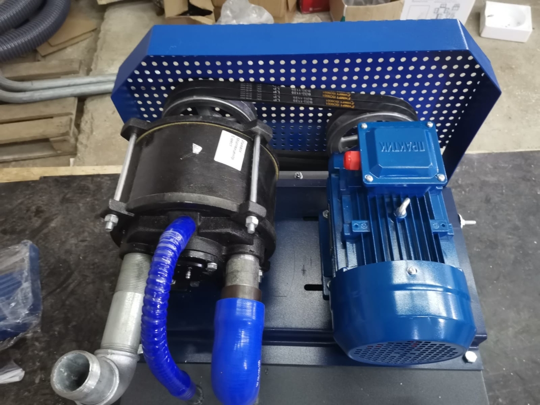 Установка вакуумная УВВ-70-2